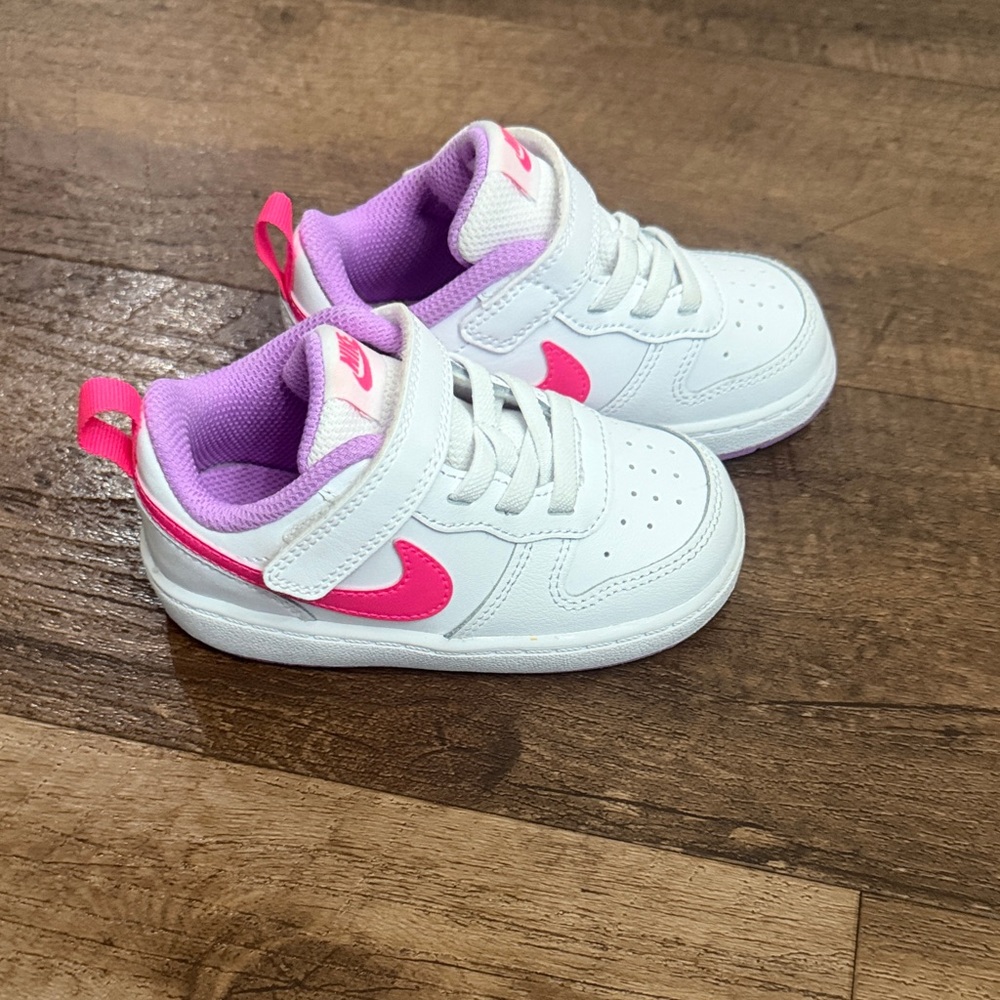 Nike Court Borough Low 2 (7C)